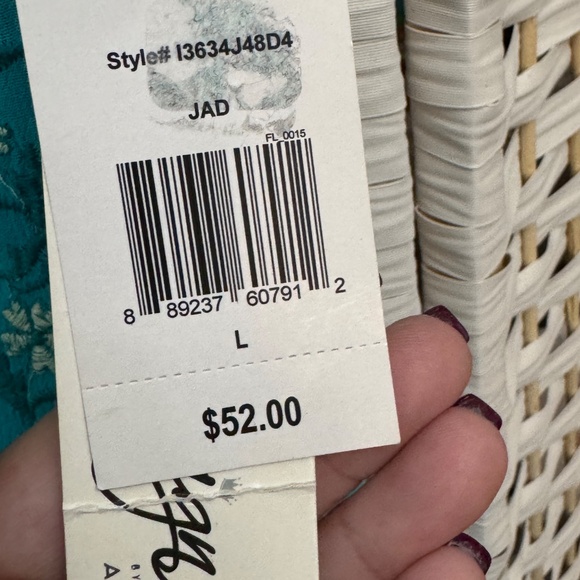 Cute teal sundress with crisscross detail - Picture 7 of 10